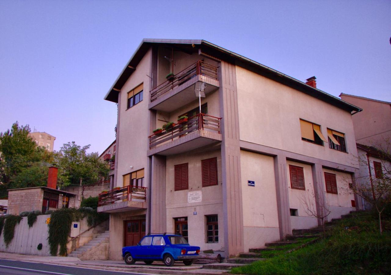 Rooms "Nada Zunic" Knin Kültér fotó