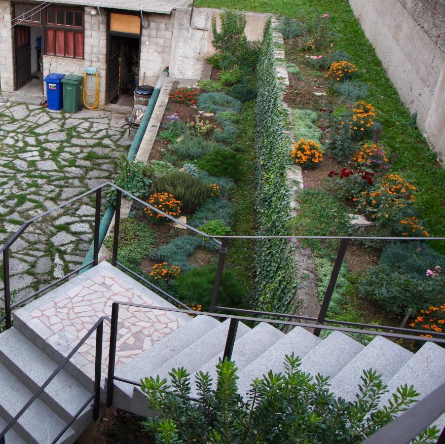 Rooms "Nada Zunic" Knin Kültér fotó